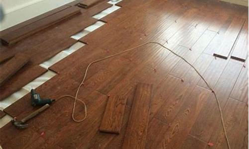 自己铺木地板简单方法_自己铺木地板简单方